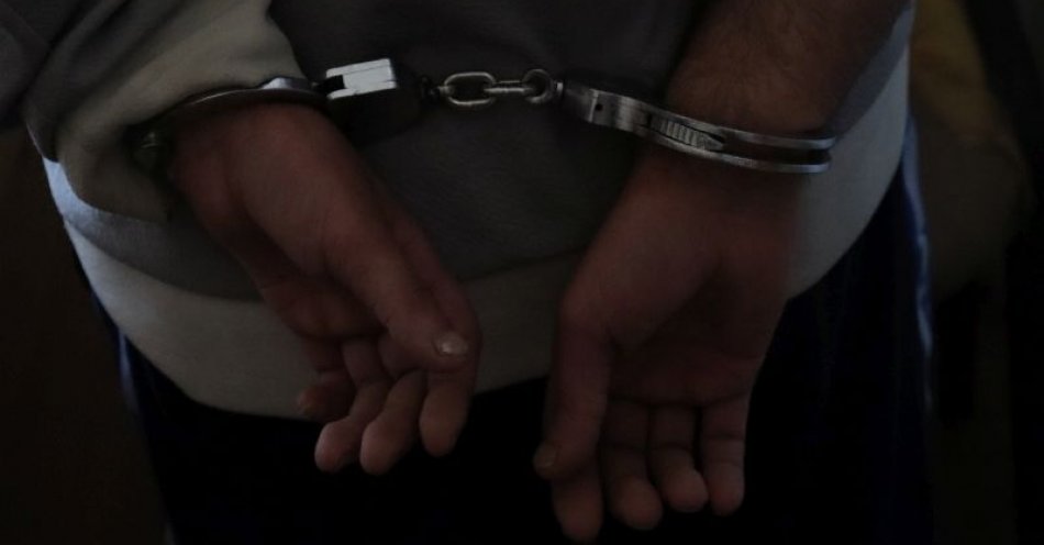 zdjęcie: Policjanci zatrzymali recydywistę, który włamywał się do pawilonów handlowych / fot. KPP w Lubienie