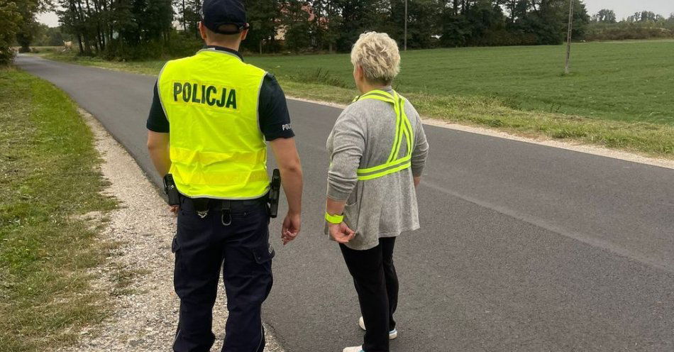 zdjęcie: Niechroniony uczestnik ruchu drogowego świeci przykładem w Koronowie / fot. KWP w Bydgoszczy