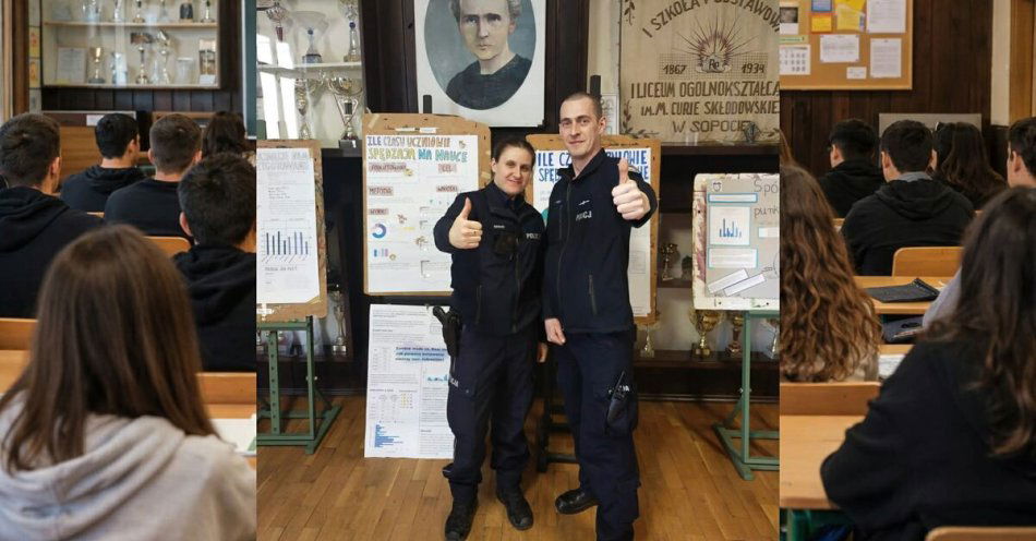 zdjęcie: Sopoccy policjanci rozmawiają z młodzieżą o zagrożeniach / fot. KMP w Sopocie