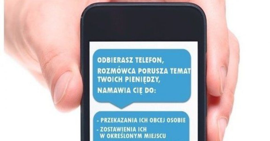 zdjęcie: Oszustwo na pracownika banku. Małżeństwo straciło 32 000 zł / fot. KMP Zamość