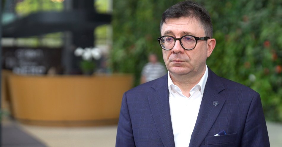 zdjęcie: Wśród Polaków rośnie zainteresowanie produktami emerytalnymi. Coraz chętniej wpłacają oszczędności na konta IKE i IKZE / fot. Newseria - Andrzej Sołdek, prezes PTE PZU