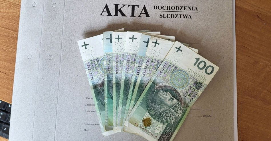 zdjęcie: Skusiły go zgubione pieniądze / fot. KPP w Radziejowie