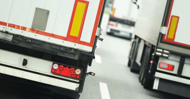 Długie kolejki w weekend przed przejściami granicznymi w regionie