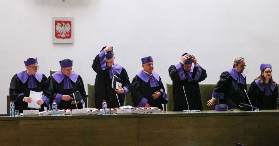 zdjęcie: Awantura na posiedzeniu Trybunału Stanu ws. immunitetu M. Manowskiej; ciąg dalszy posiedzenia 22 września / fot. PAP