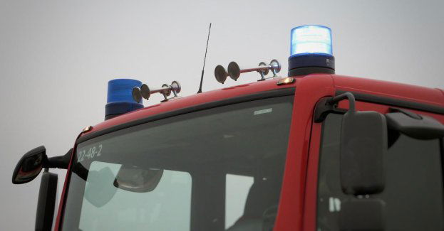 Płonąca ciężarówka w okolicach ronda Solidarności