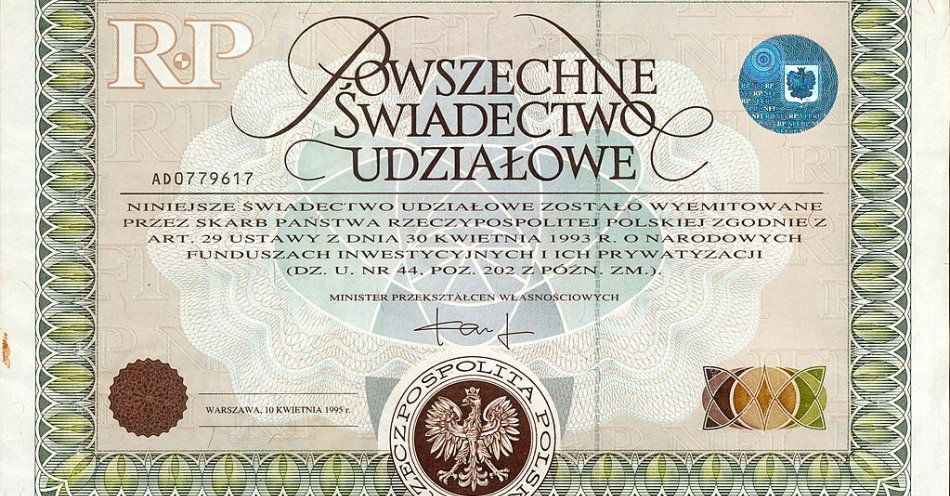 zdjęcie: Policja rozbiła karuzelę  VAT-owską – straty są szacowane na 350 mln zł / https://commons.wikimedia.org/wiki/File:Powszechne_%C5%9Awiadectwo_Udzialowe_NFI_z_1995_r..jpg#/media/File:Powszechne_Świadectwo_Udzialowe_NFI_z_1995_r..jpg