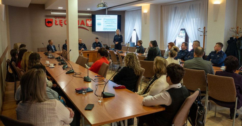 zdjęcie: Łęczna wzmacnia współpracę w walce z przemocą domową / fot. KPP Łęczna