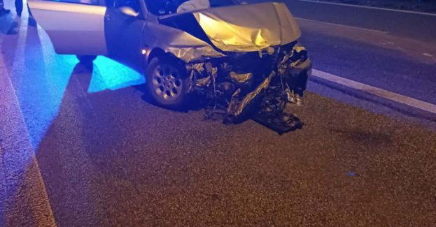 W Ełku kierowca wjechał w barierki. Był poszukiwany