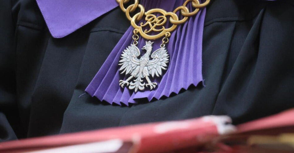 zdjęcie: Rzecznik generalny TSUE 16 lipca wyda opinię ws. powołania części sędziów Sądu Najwyższego / Warszawa, 19.09.2023. Posiedzenie Izby Odpowiedzialności Zawodowej w Sądzie Najwyższym w Warszawie, 19 bm. Przedmiotem obrad było rozstrzygnięcie zagadnień prawnych, mających fundamentalne znaczenie dla możliwości pociągnięcia do odpowiedzialności karnej sędziów wydających w okresie stanu wojennego niesprawiedliwe wyroki, skazujące działaczy opozycji demokratycznej. (ls/dw) PAP/Leszek Szymański