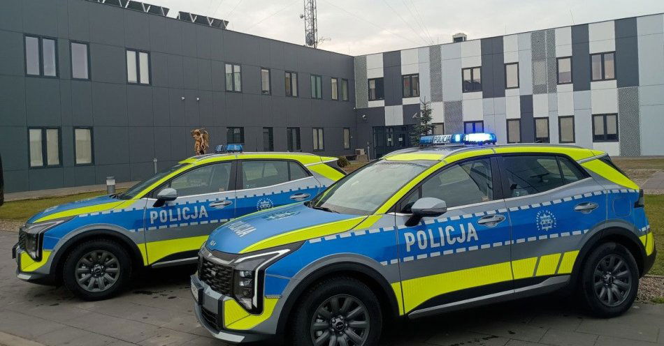 zdjęcie: Trzy nowe radiowozy wzmocnią bezpieczeństwo powiatu sierpeckiego / fot. KPP w Sierpcu