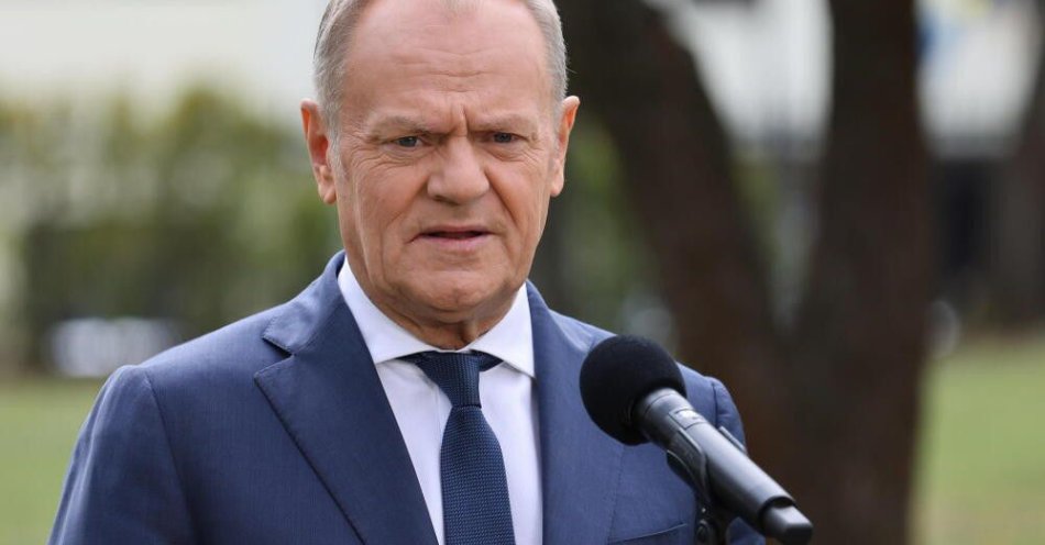 zdjęcie: W poniedziałek w Gdańsku międzyrządowy szczyt z okazji Dnia Przyjaźni Polsko-Francuskiej; spotkanie Tuska i Macrona / Warszawa, 17.04.2026. Konferencja prasowa przed siedzibą KPRM w Warszawie, 17 bm. premiera Donalda Tuska. (az/dw) PAP/Albert Zawada