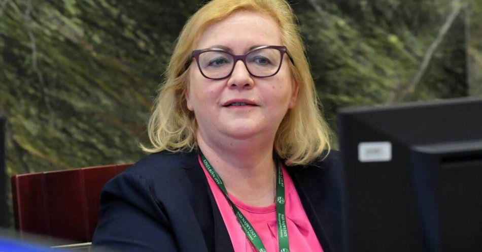 zdjęcie: RMF FM: Manowska trzeci raz odmówiła zwołania Trybunału Stanu / Warszawa, 29.01.2021. I Prezes Sądu Najwyższego Małgorzata Manowska podczas posiedzenia KRS w Warszawie, 29 bm. Posiedzenie zostało zwołane w celu wyboru nowego przewodniczącego KRS, po odwołaniu i rezygnacji sędziego Leszka Mazura z funkcji przewodniczącego Rady. (rp/doro) PAP/Radek Pietruszka