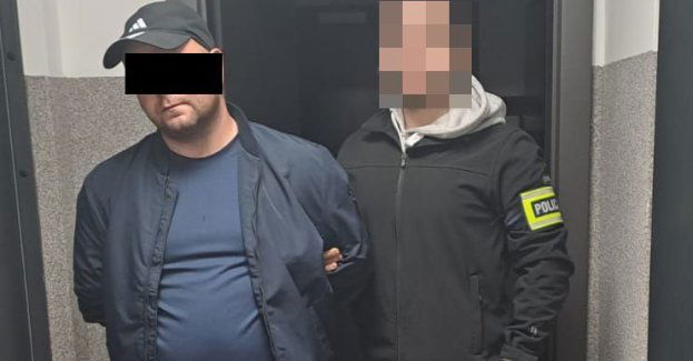 Zarzuty dla 33-latka i 43-latka za dotkliwe pobicie 54-latka