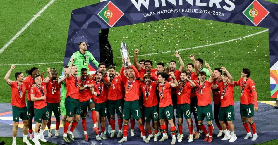 zdjęcie: Portugalia po rzutach karnych pokonała Hiszpanię w finale / fot. PAP
