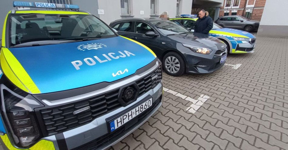 zdjęcie: Nowe radiowozy wzmacniają bezpieczeństwo w powiecie gostynińskim / fot. KPP w Gostyninie