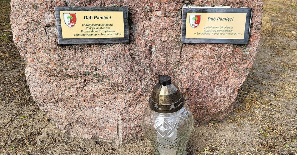 zdjęcie: Policjanci oddali hołd zamordowanemu w Twerze funkcjonariuszowi / fot. KPP w Lipnie