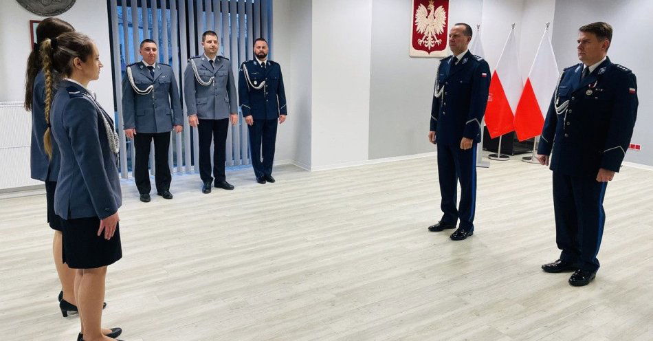zdjęcie: Trzy policjantki awansowane w Komendzie w Stargardzie / fot. KPP w Stargardzie