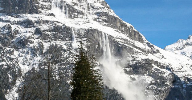 Nie żyje turysta porwany przez lawinę w Tatrach