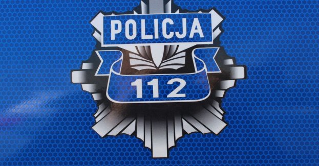 Policjanci uratowali 32 letniego mężczyznę przed wychłodzeniem
