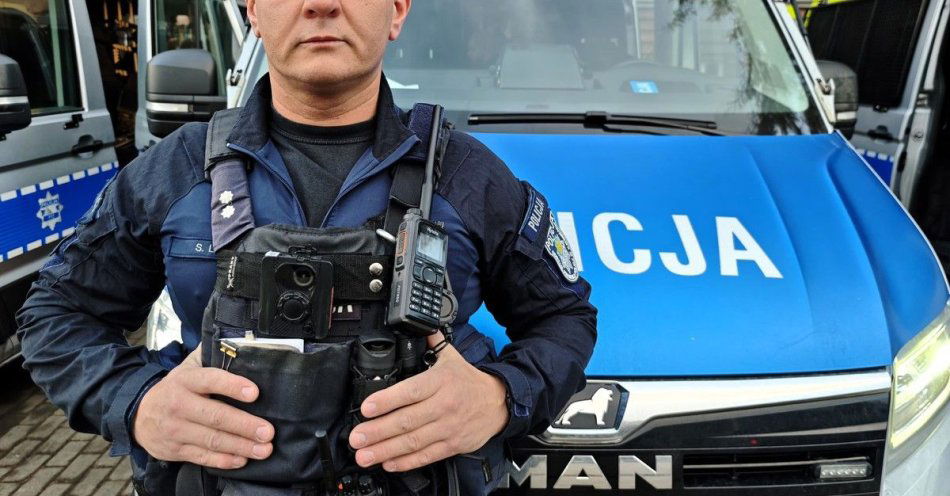 zdjęcie: Policjant poza służbą powstrzymał awanturę na Oświęcimskiej / fot. KMP w Tychach