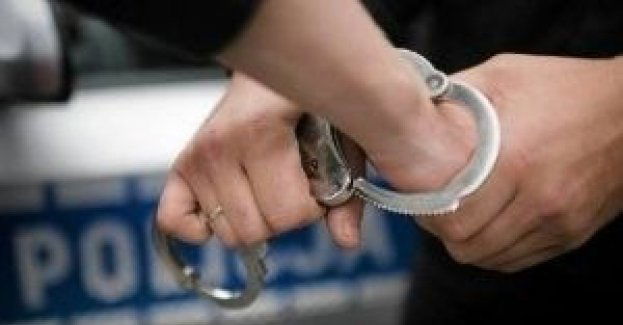 Policjanci drogówki zatrzymali poszukiwanego