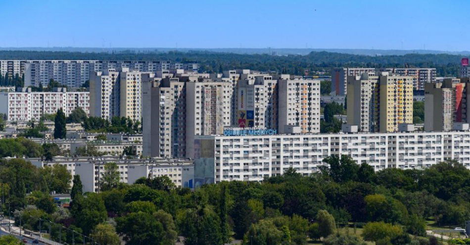 zdjęcie: W gospodarstwach domowych zdecydowanie wzrósł udział kosztów związanych z mieszkaniem / fot. PAP