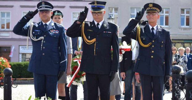 Komendant oddał hołd bohaterom walk za niepodległą Polskę