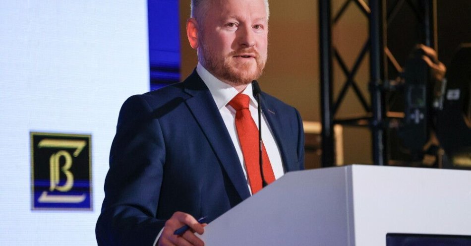 zdjęcie: Napływ środków z OKI na warszawską giełdę szacowany na ok. 74 mld zł do 2040 r. / fot. PAP