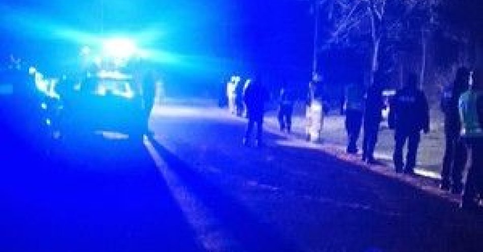 zdjęcie: Odnaleziono zaginionego w lesie 30-latka po nocnym wędkowaniu / fot. KPP w Zwoleniu