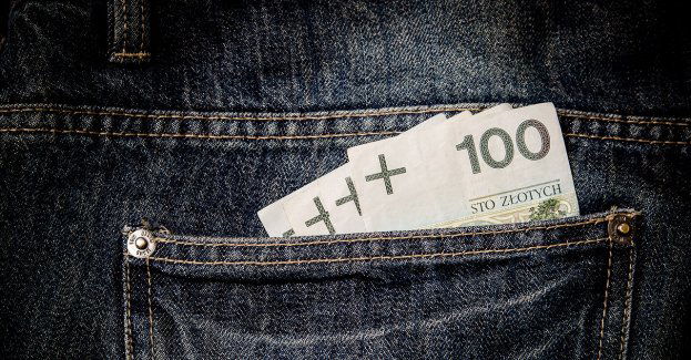 Chciał wręczyć policjantom łapówkę, grozi mu 10 lat więzienia