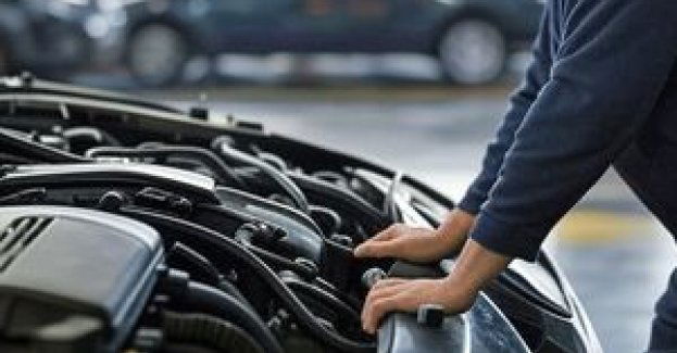 Poświadczał nieprawdę w dokumentach. Do sądu trafił akt oskarżenia