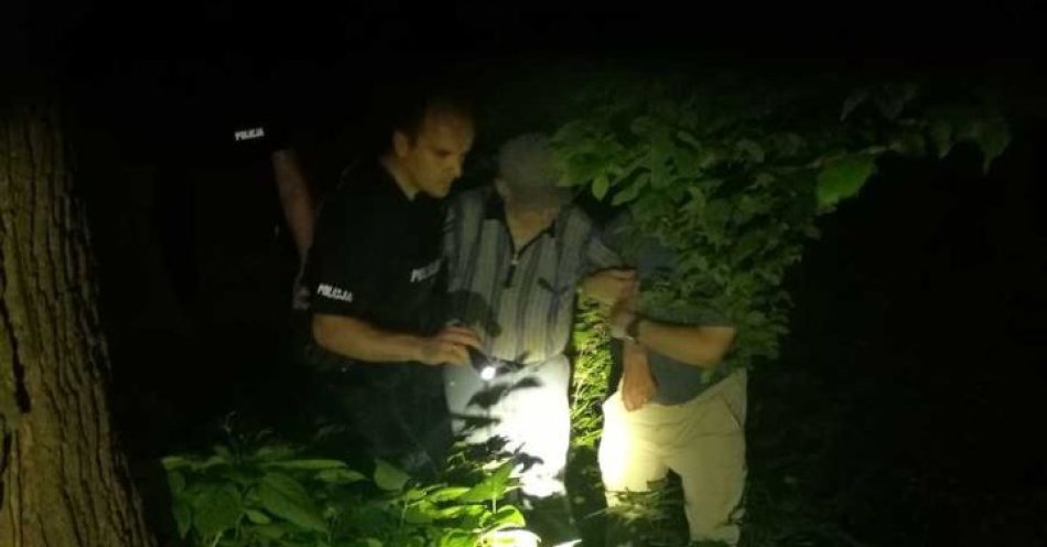 zdjęcie: Szczęśliwy finał poszukiwań 91-latka / fot. KMP w Brzesku