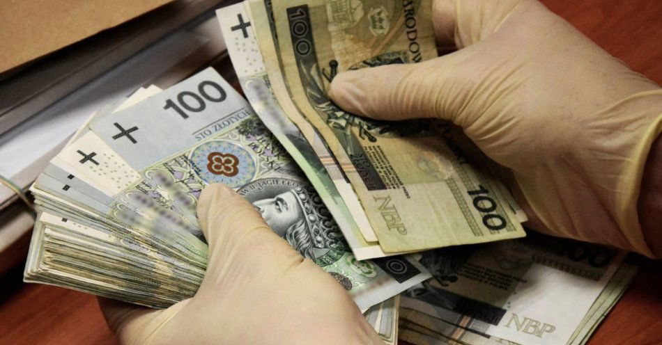 zdjęcie: Doradcy okazali się oszustami. Kobieta straciła ponad 70 tysięcy złotych / fot. KMP Gorzów Wielkopolski