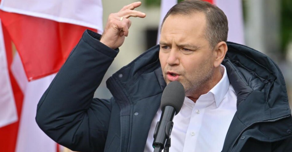 zdjęcie: Do gdańskiej prokuratury przekazane zostały dwa zawiadomienia ws. mieszkania Nawrockiego / fot. PAP