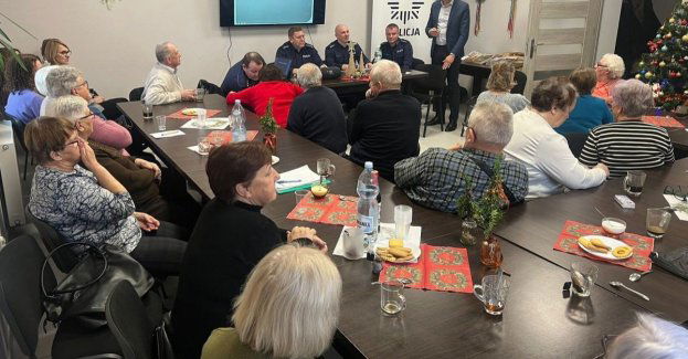 Bezpieczny Senior w Wilczycach. Policja radzi jak unikać oszustw
