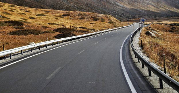 Śledczy czekają na opinię z zakresu ruchu drogowego