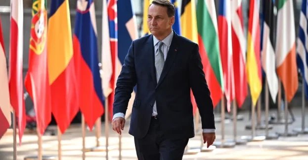 Sikorski o spotkaniu tzw. koalicji chętnych: cała demokratyczna Europa stoi przy niepodległej Ukrainie