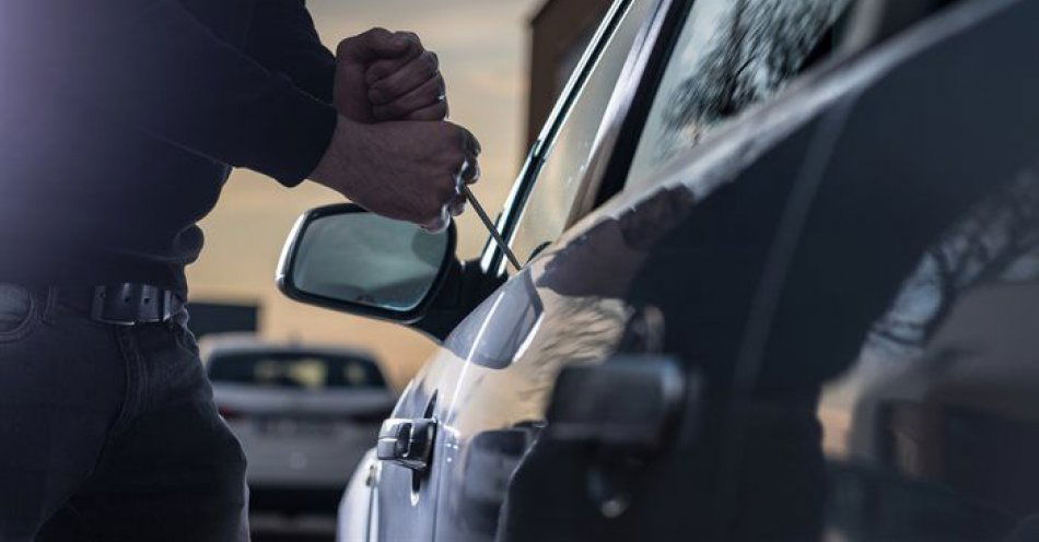 zdjęcie: Ukradł samochód,jechał pijany, na dodatek nie miał uprawnień do kierowania pojazdami mechanicznymi. / fot. KPP w Białogardzie