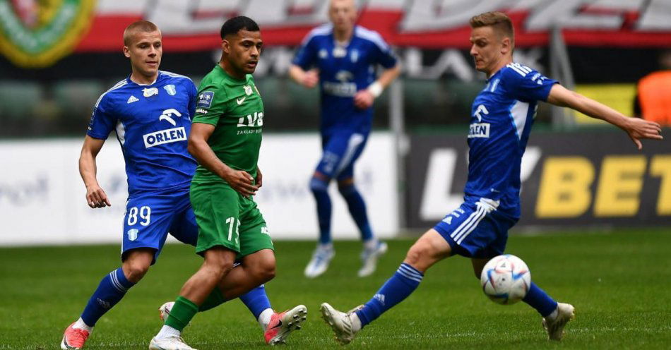 zdjęcie: Ekstraklasa piłkarska - Śląsk wciąż walczy, zwycięska seria Górnika / fot. PAP