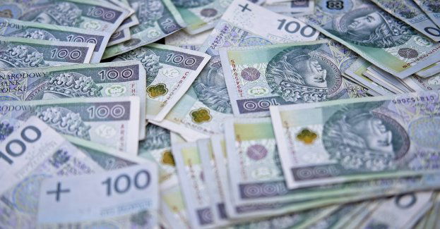 Przekroczenie prędkości o 50 km/h w terenie zabudowanym to prosty sposób, aby stracić prawo jazdy