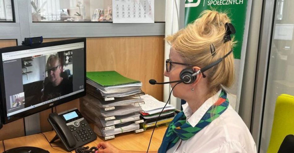 zdjęcie: Bezpieczna wizyta w ZUS przez internet / fot. UM Grudziądz
