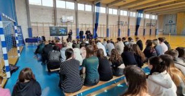 Spotkanie doborowe z pabianickimi maturzystami