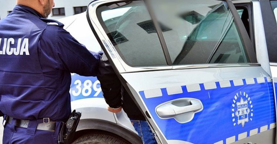 zdjęcie: Nie ma ucieczki przed sprawiedliwością. Policjanci zatrzymali kolejnych poszukiwanych / fot. KMP w Wałbrzychu