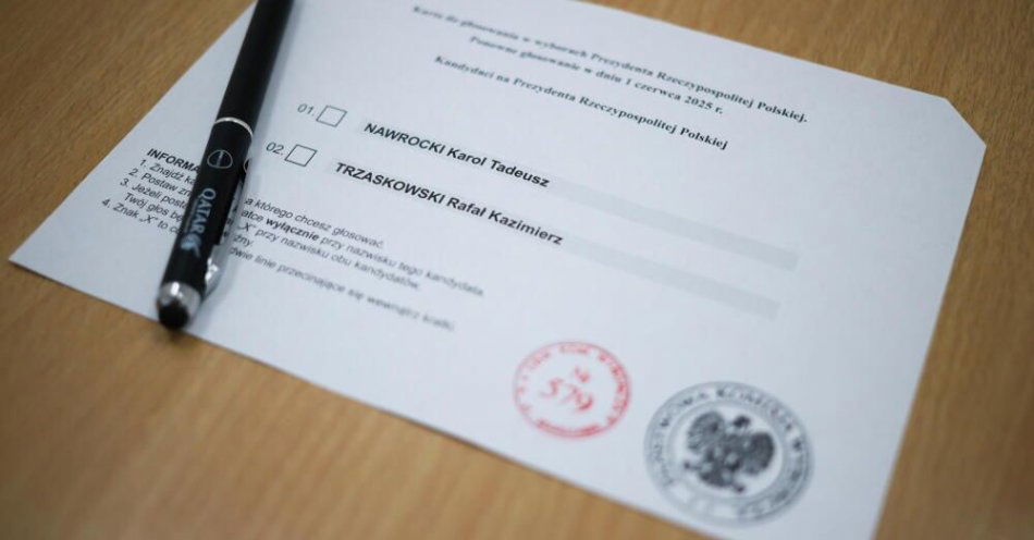 zdjęcie: Jest śledztwo ws. nieprawidłowości w trakcie II tury wyborów prezydenckich w komisji w Kamiennej Górze / fot. PAP