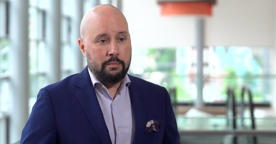 zdjęcie: Samoleczenie generuje w UE oszczędności na poziomie 40 mld euro rocznie. Dzięki temu odciążone są europejskie systemy zdrowotne / fot. Newseria - Luis Rhodes Baiao, dyrektor ds. relacji publicznych, AESGP