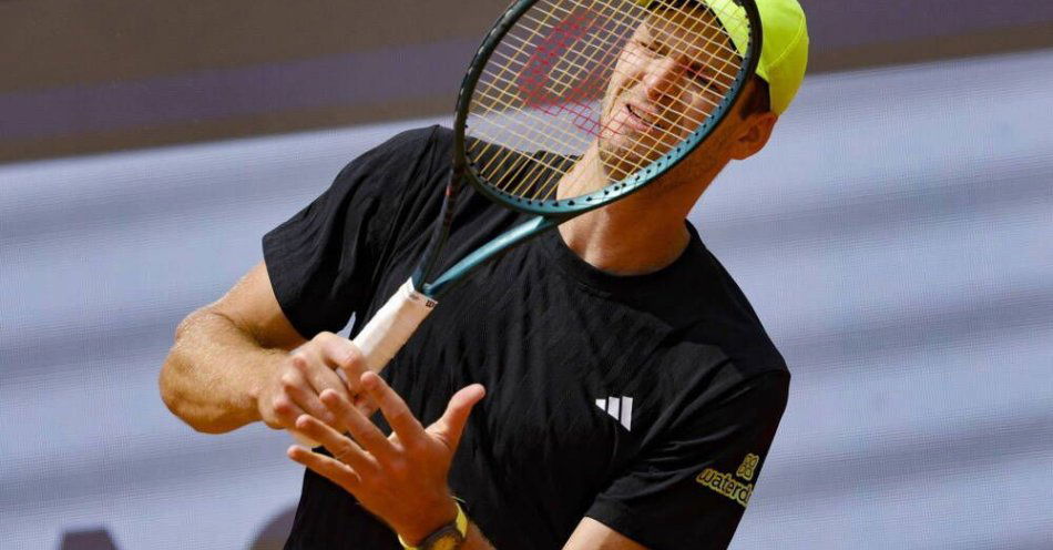 zdjęcie: Hubert Hurkacz przegrał z Amerykaninem Paulem i odpadł w ćwierćfinale turnieju ATP 1000 w Rzymie / fot. PAP