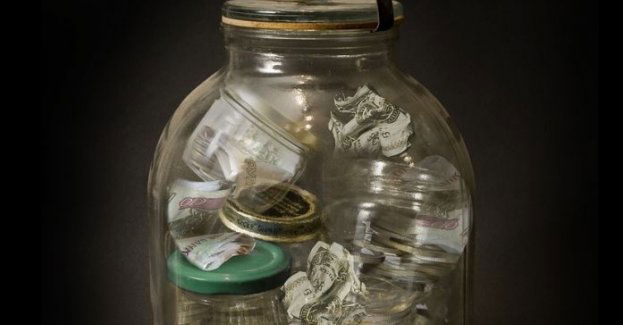 80-latka myśląc, że pomaga synowi - straciła ponad 55 tysięcy złotych