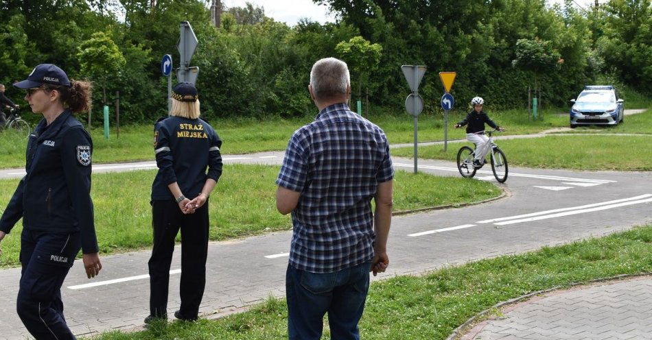 zdjęcie: Bezpiecznie na rowerze i hulajnodze elektrycznej / fot. KPP Wrzesnia