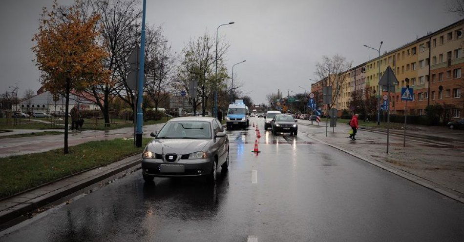 zdjęcie: Potrąciła pieszą na przejściu dla pieszych / fot. KMP w Legnicy