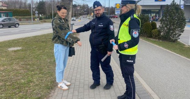 Bądź widoczny Gdynia policjanci uczą o odblaskach